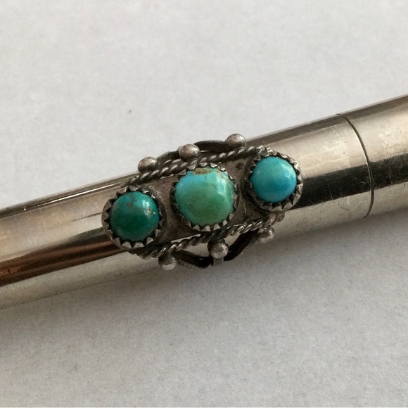 Native American Vintage Triple Stone Ring - Sterling w Turquoise - Size 3 3/4 - Picture 7 of 9